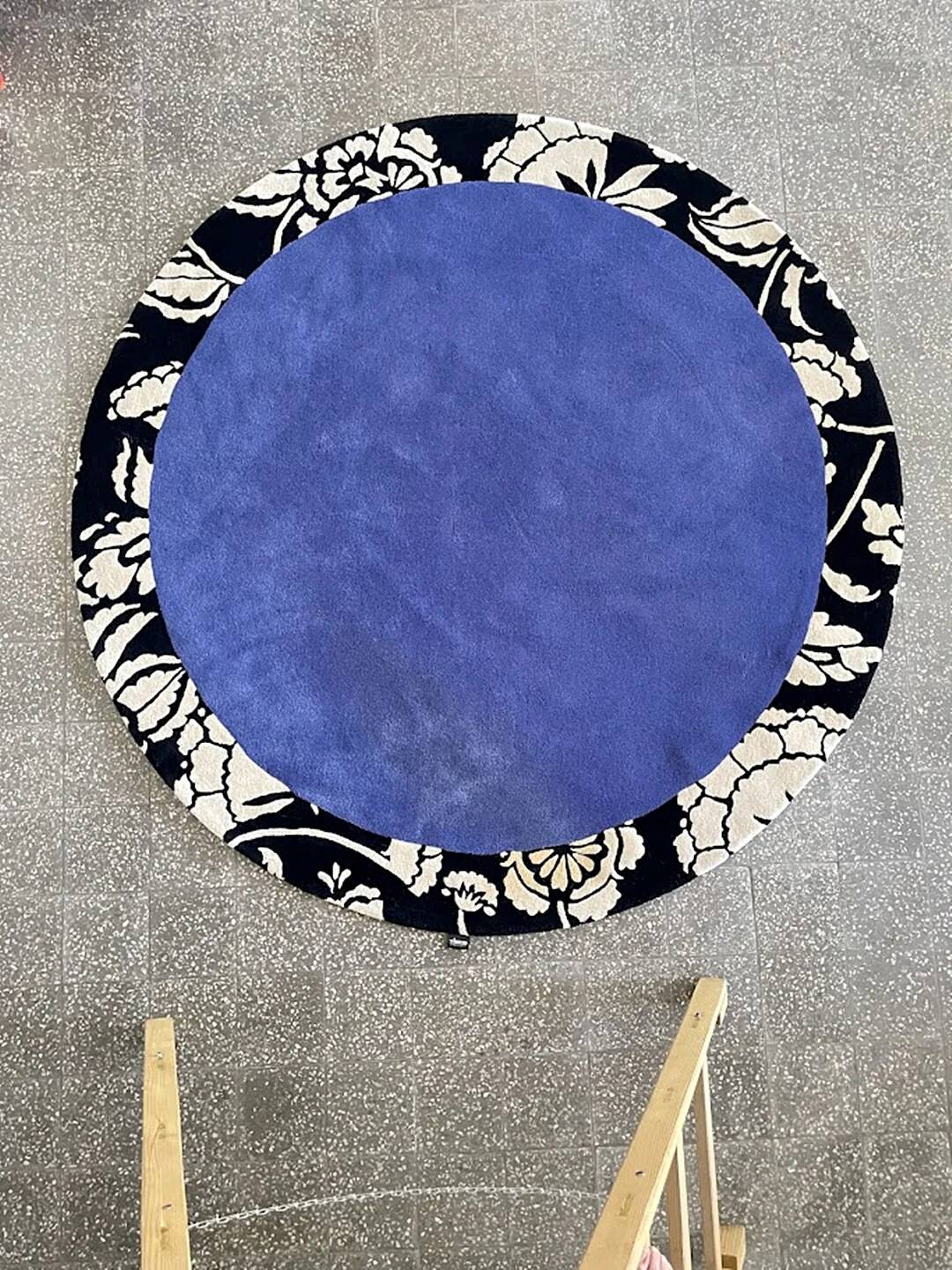Tapis rond Artisca Vermont tufté main années 1980 France