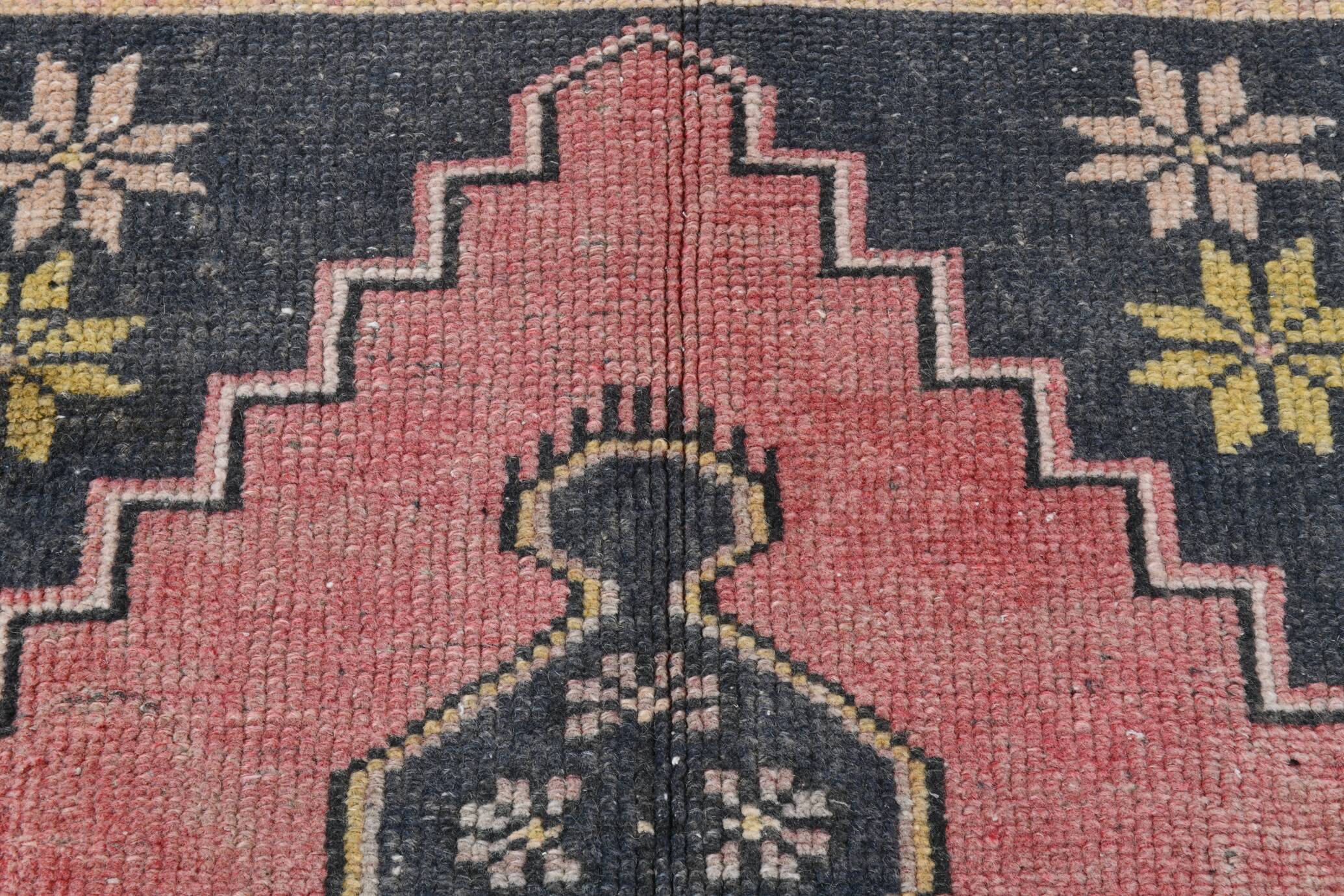 4x8 Turkish Vintage Rug, 123x234Cm