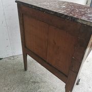Commode galbee debut xxe marquetee bois de rose plateau marbre