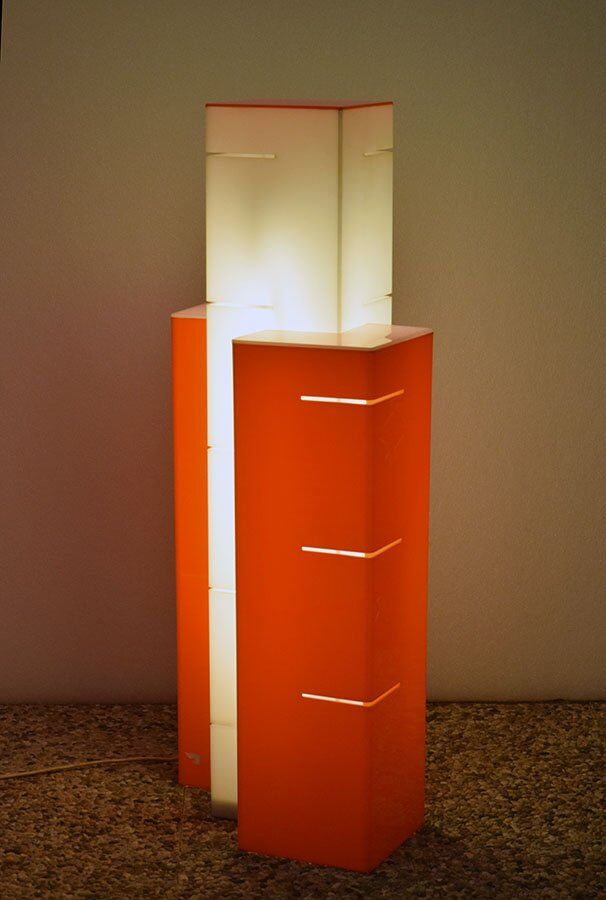 Lampadaire gratte-ciel en verre acrylique, années 1960