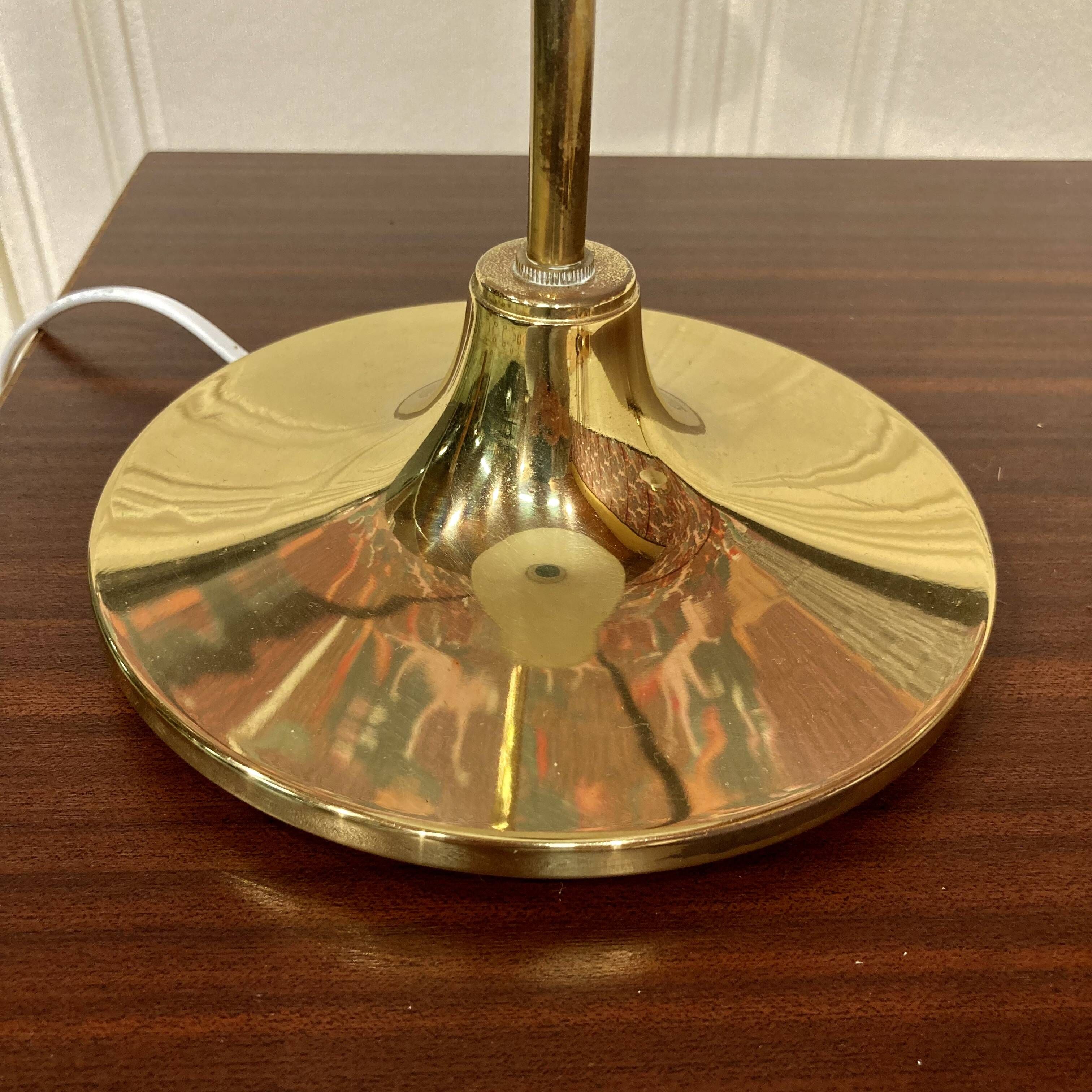 Paire de lampes verre et métal Design scandinave 1960.