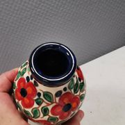 A mid-century vase with painted flowers. Portugal, 1950-60s. Majolica style