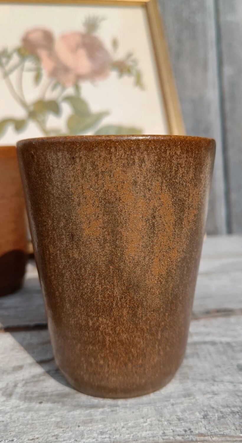 Digoin stoneware mugs