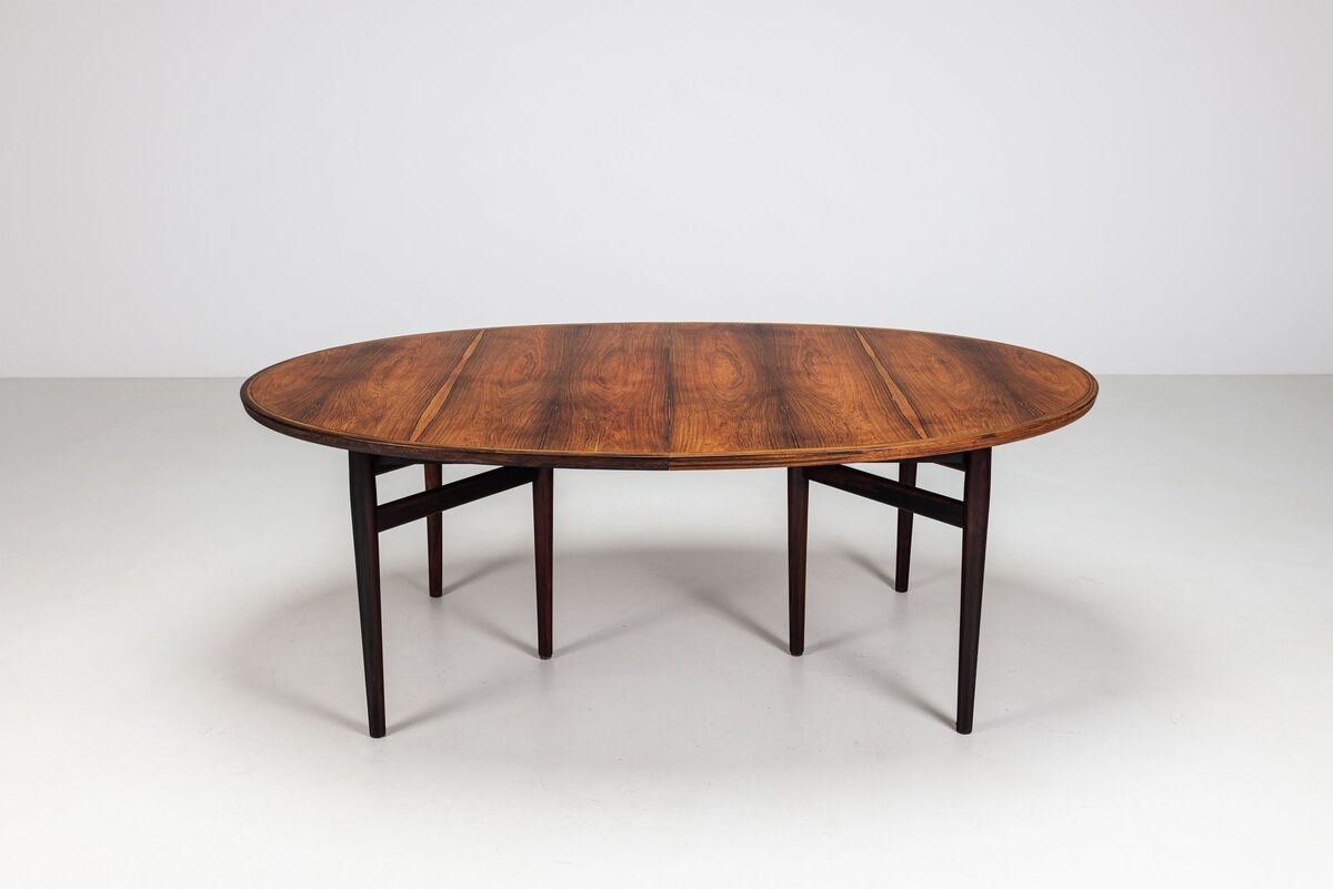 Arne Vodder oval dining table model 212 in rosewood Sibast Denmark 1960