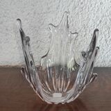 Empty crystal pocket flame shape