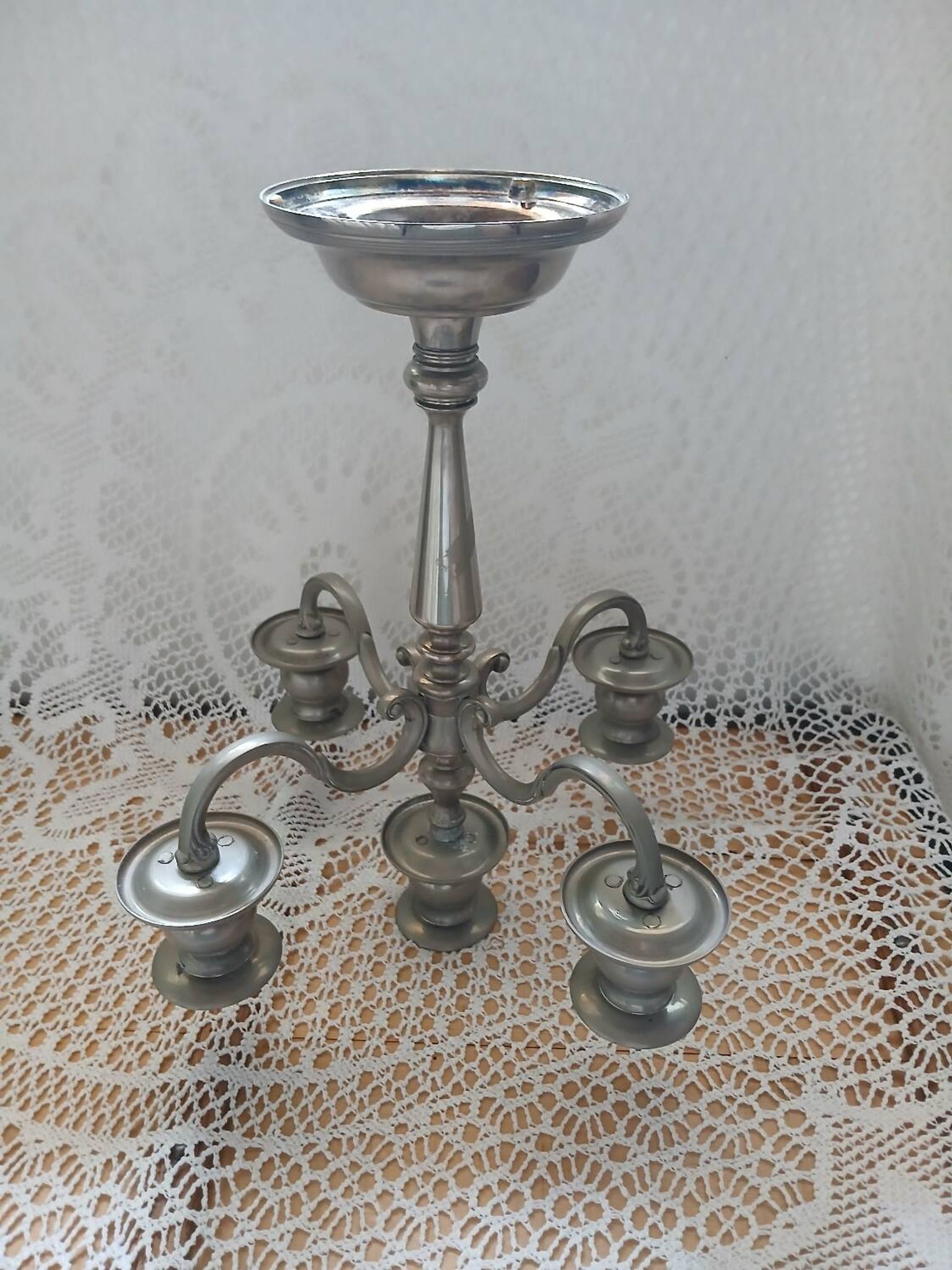 5-light chandelier