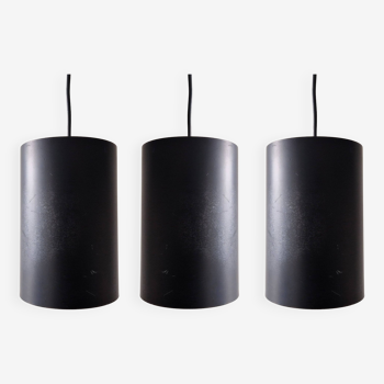 Ensemble de 3 suspensions cylindriques noires, par Eila & John Meiling pour Louis Poulsen, Danemark 1967