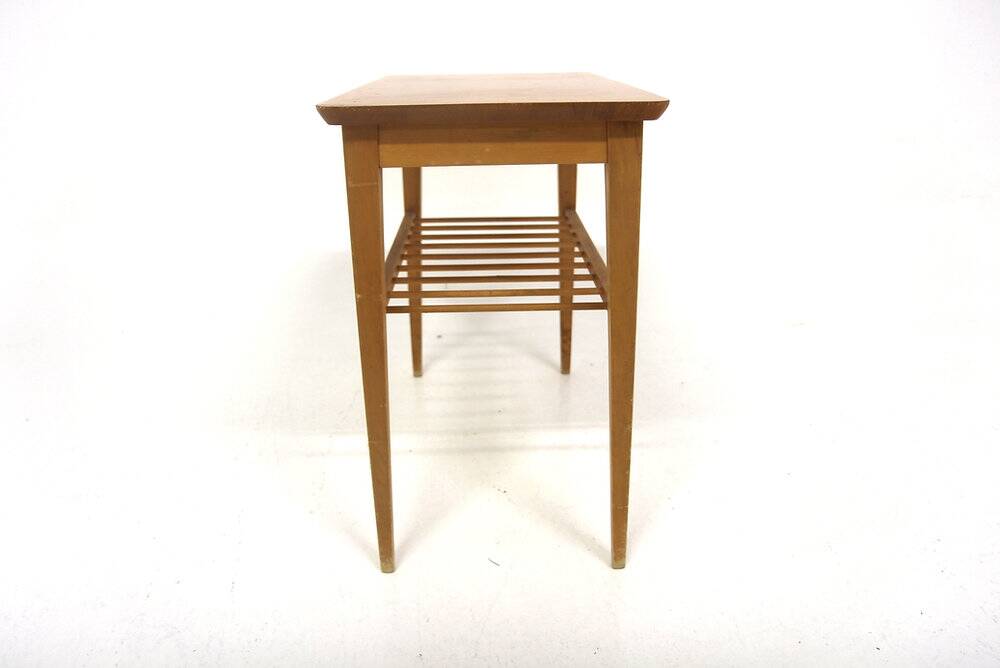 Side table in elm, Swedish Modern, Sweden, 1940