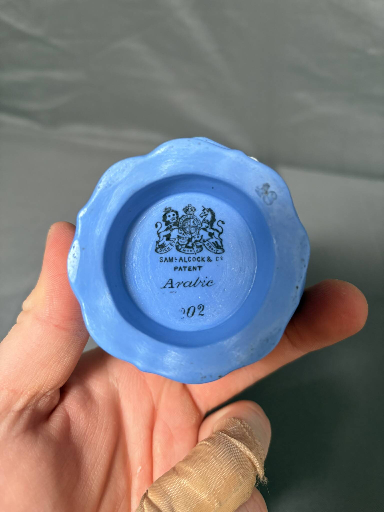 Cruche, pichet, vase en porcelaine victorienne Sam Alcock