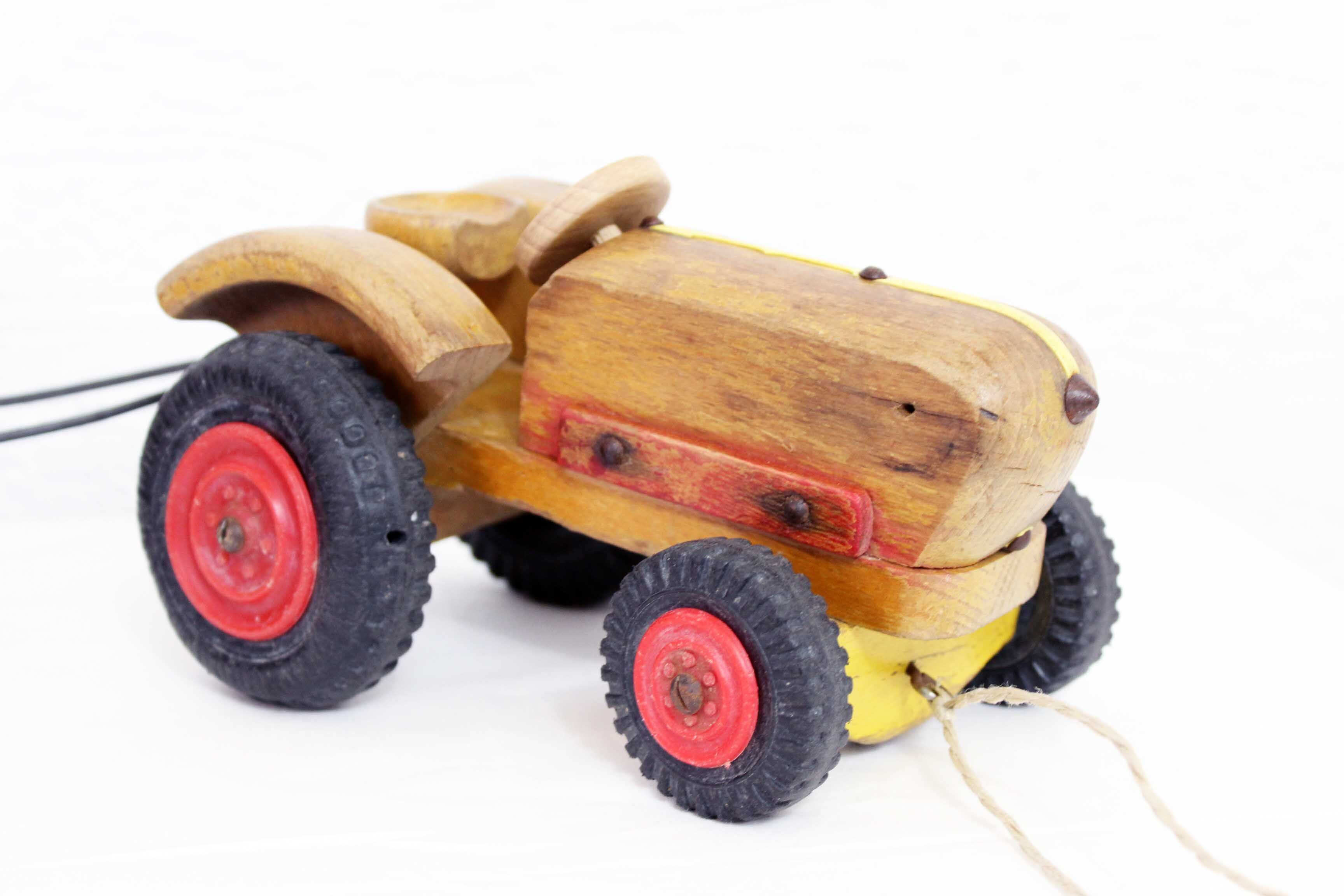 Authentic wooden toy label "Spielgut", Tractor and trailer