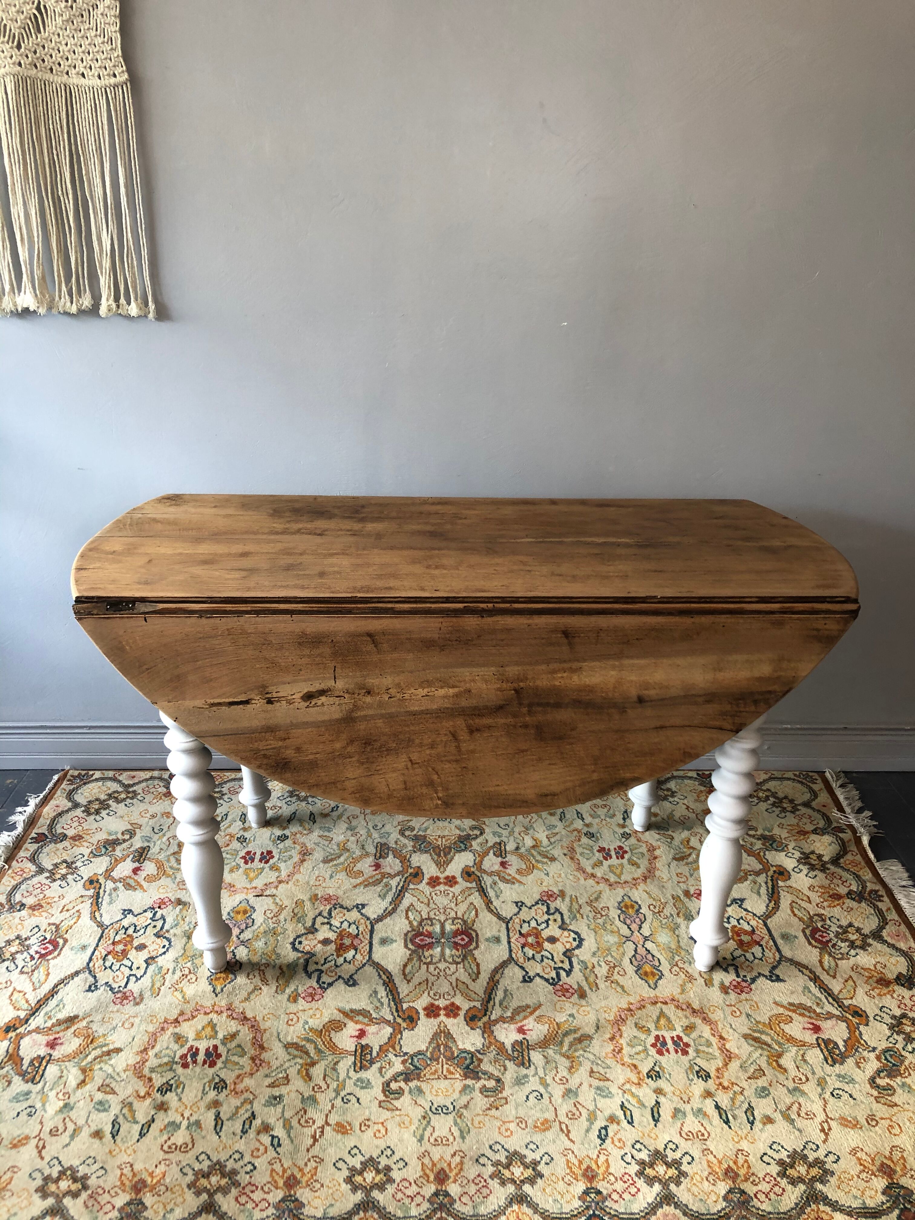 Old flap round table