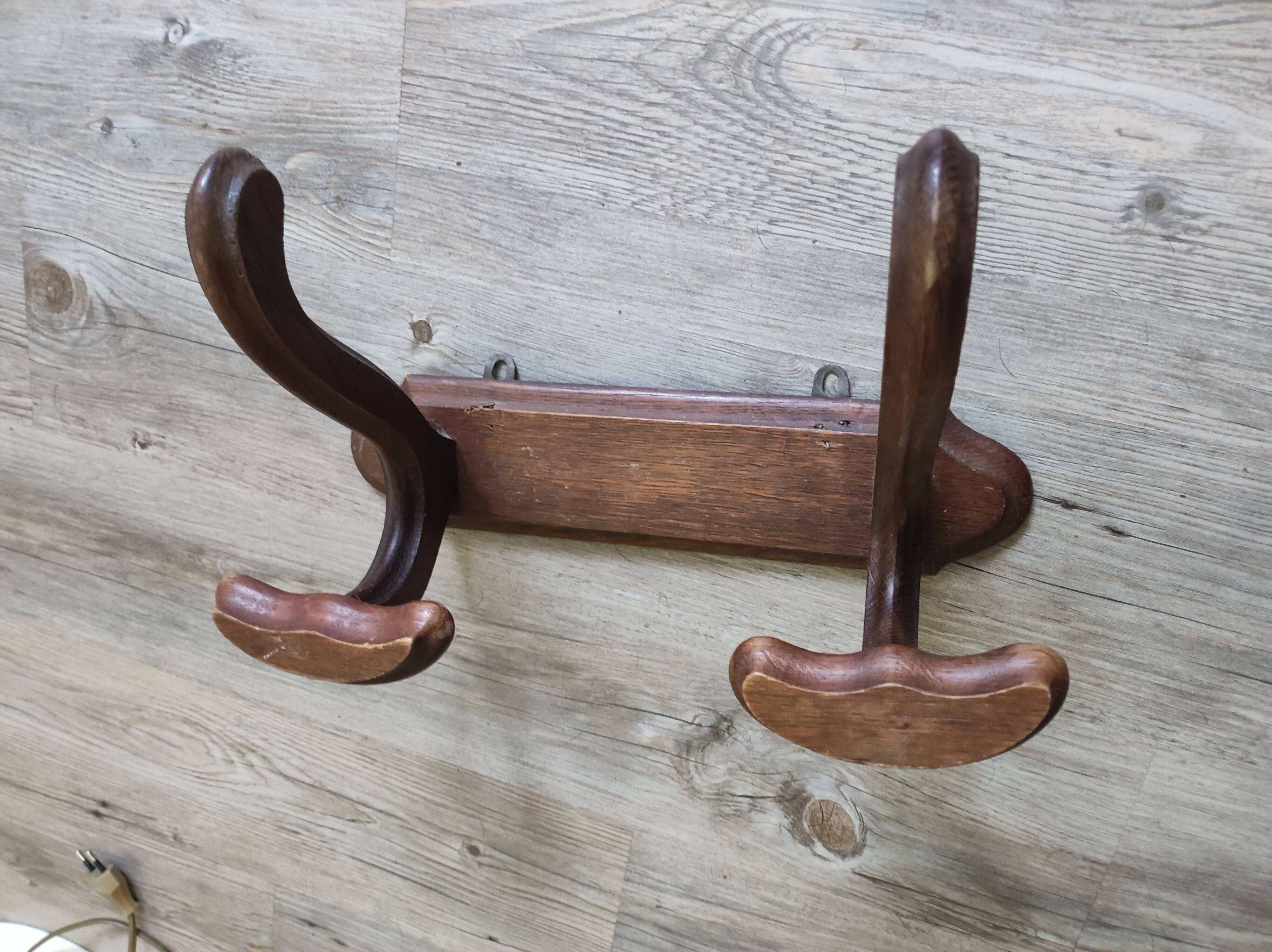 Wall-mounted cloakroom coat racks hooks wood vintage