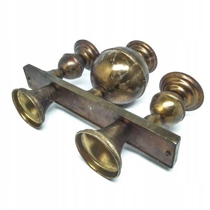 M8y brutalism new look three-armed candlestick