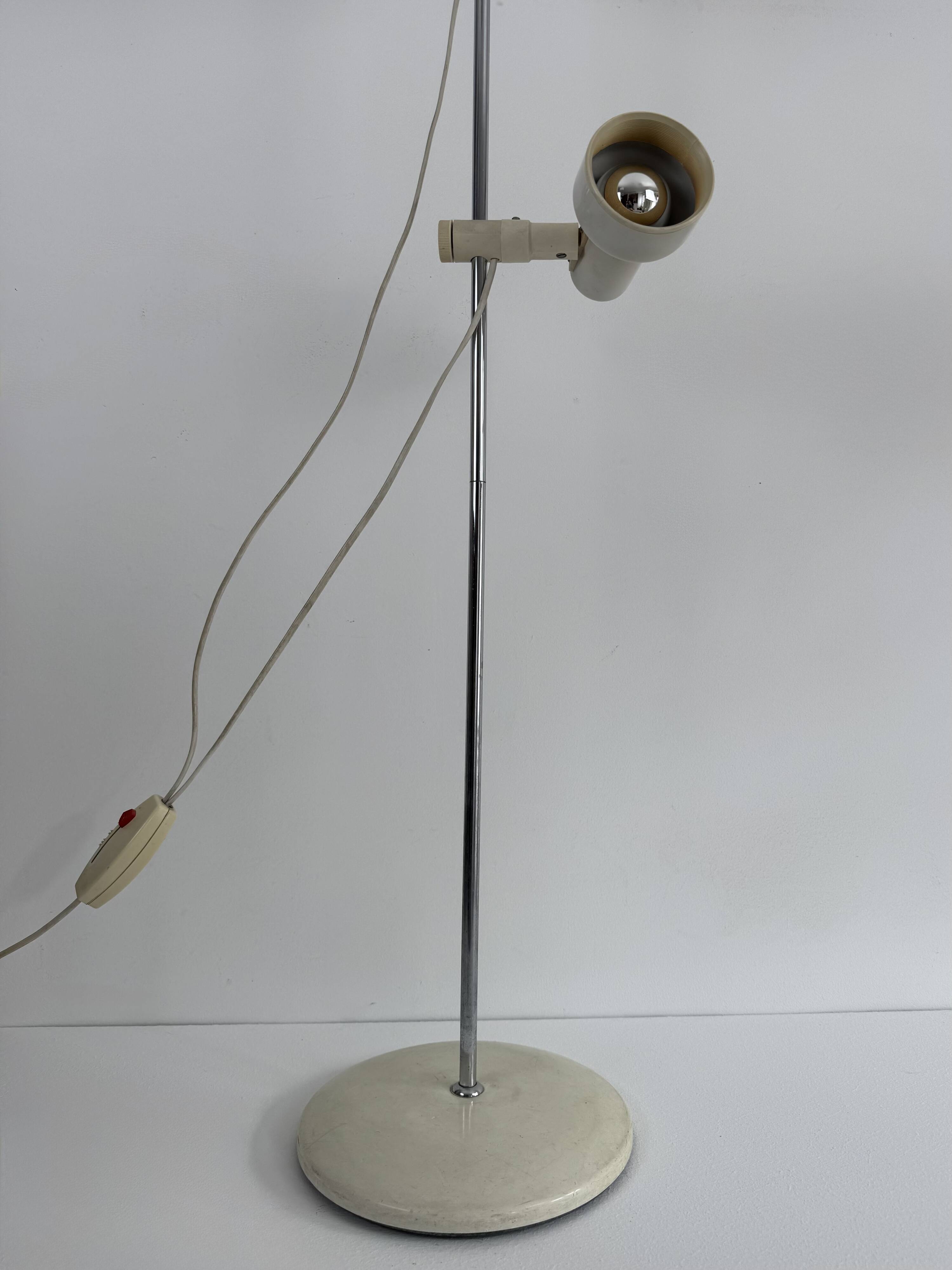Vintage adjustable floor lamp, chrome and pressed moulded beige ABS, France 1970.