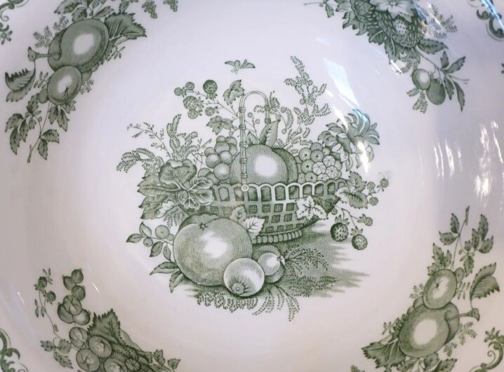 Mason's hollow round dish