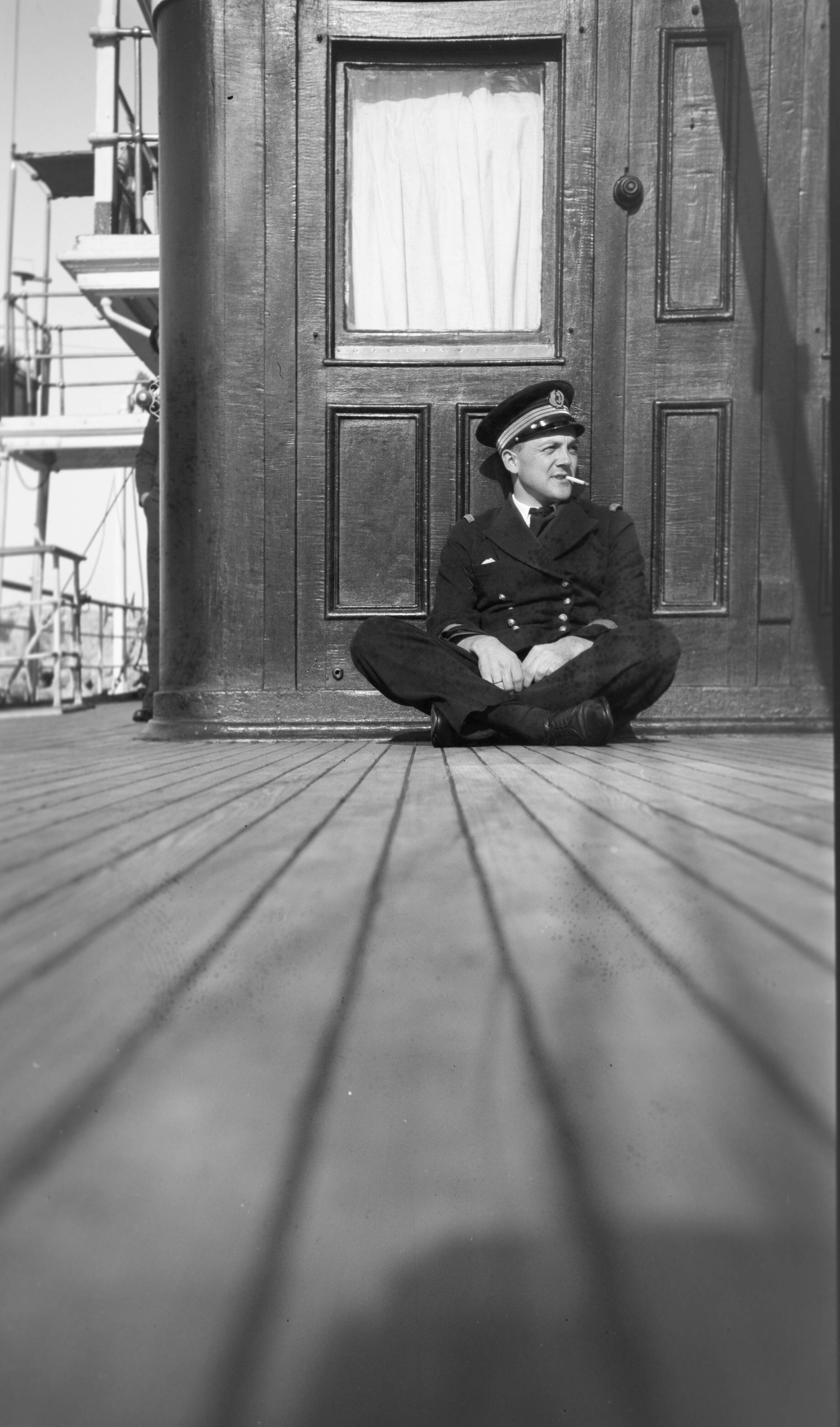 Vintage marine photo on the deck of a boat recent print 30x50cm on baryta paper