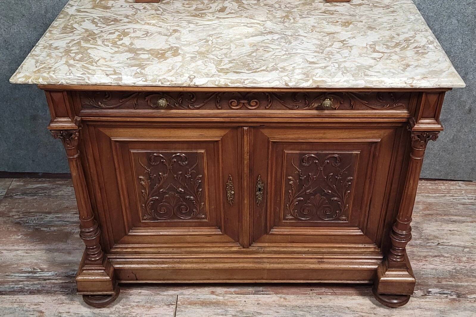 Buffet with mirror in Renaissance style, entirely made of solid walnut.