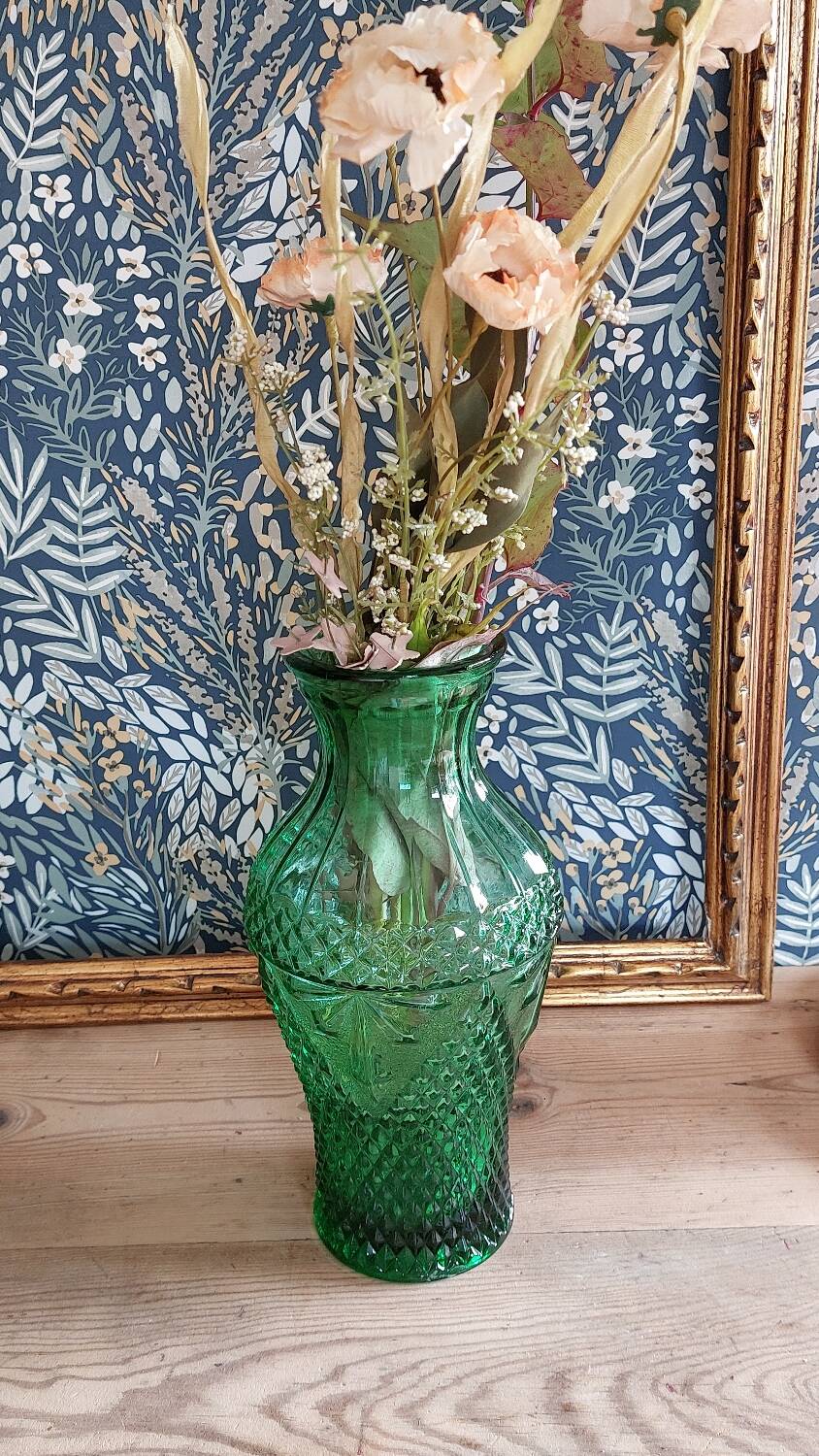 Vase verre moulé