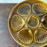 Set of 7 vintage khaki oyster plates