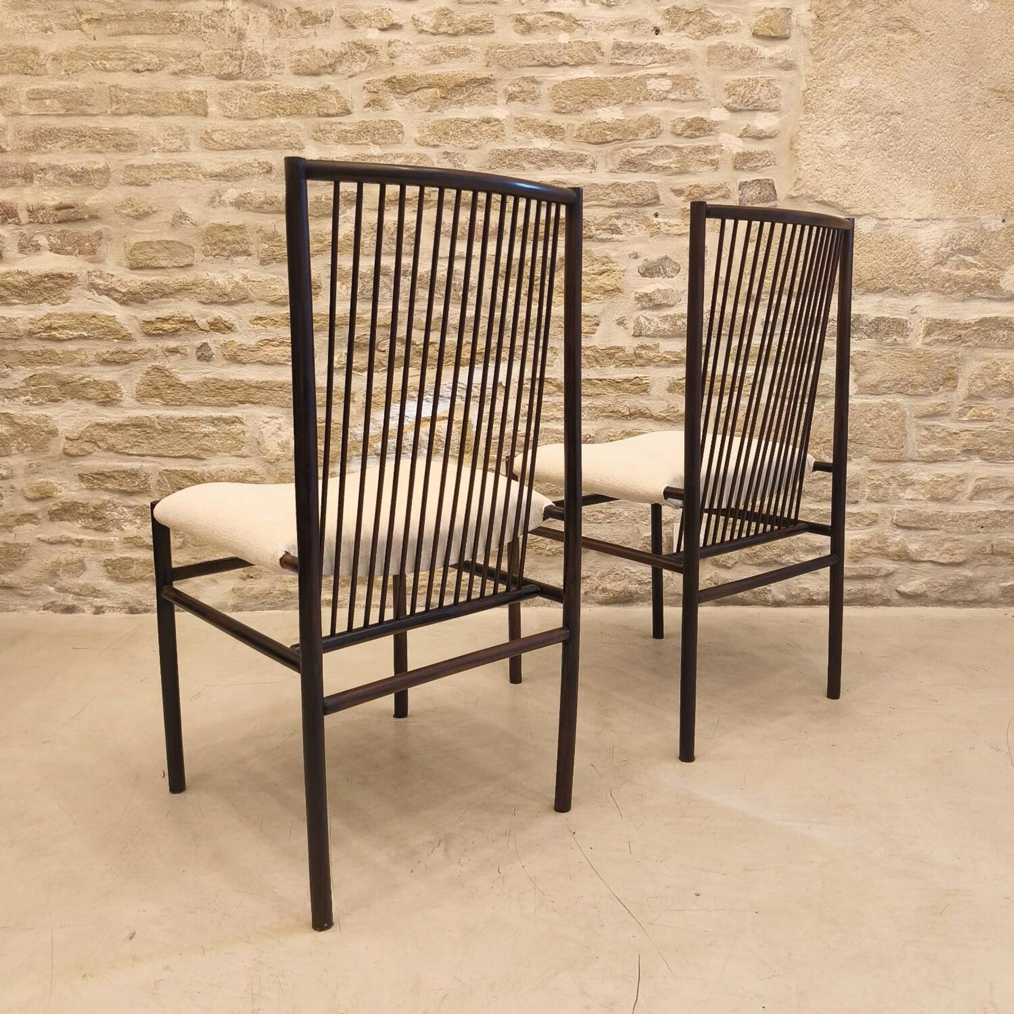 Pair of sculptural chairs, Brazilian design, Joaquim Tenreiro, 1950