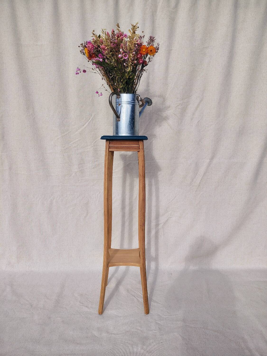 Plant stand