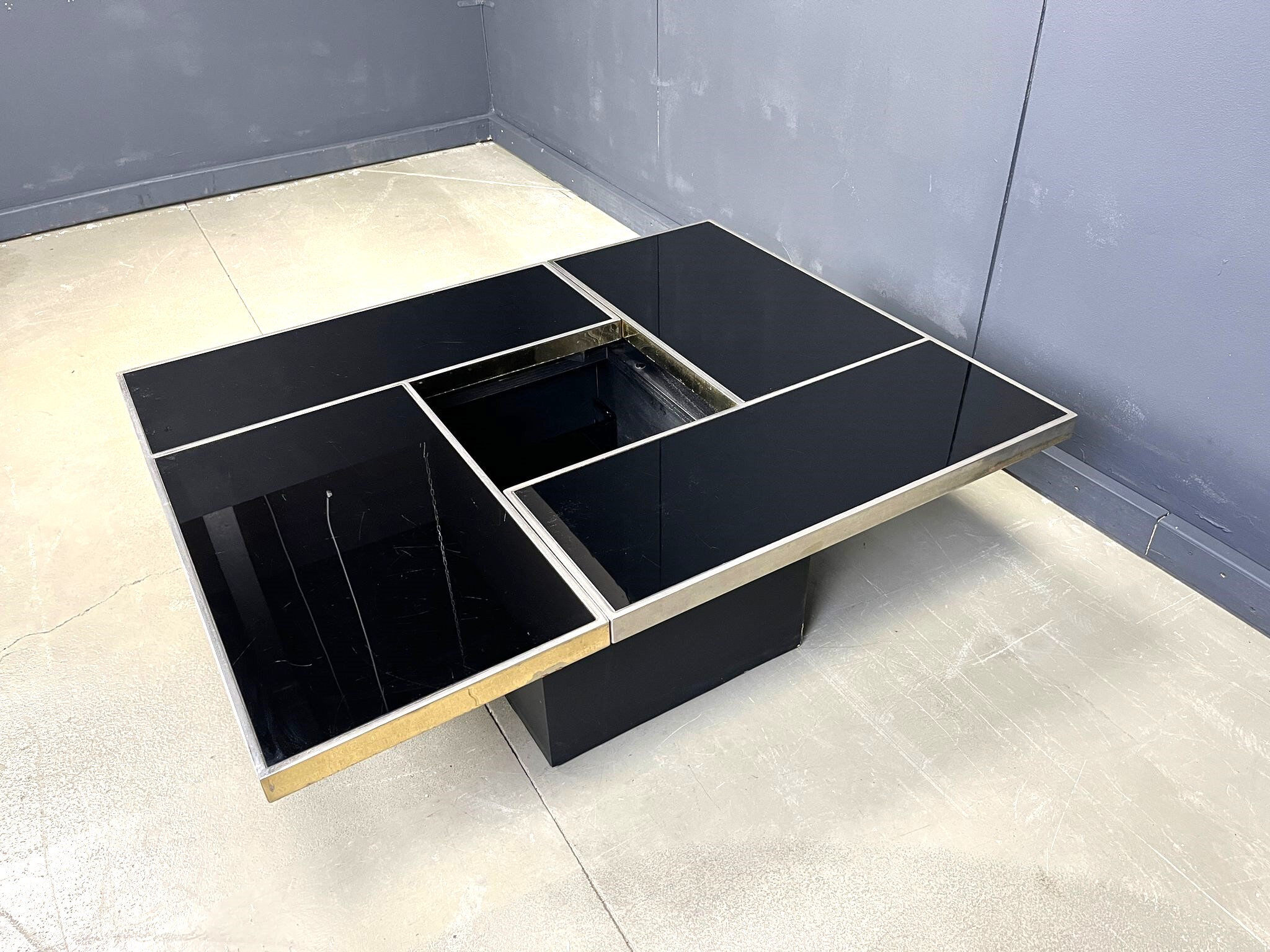 Vintage hidden bar coffee table, 1970s