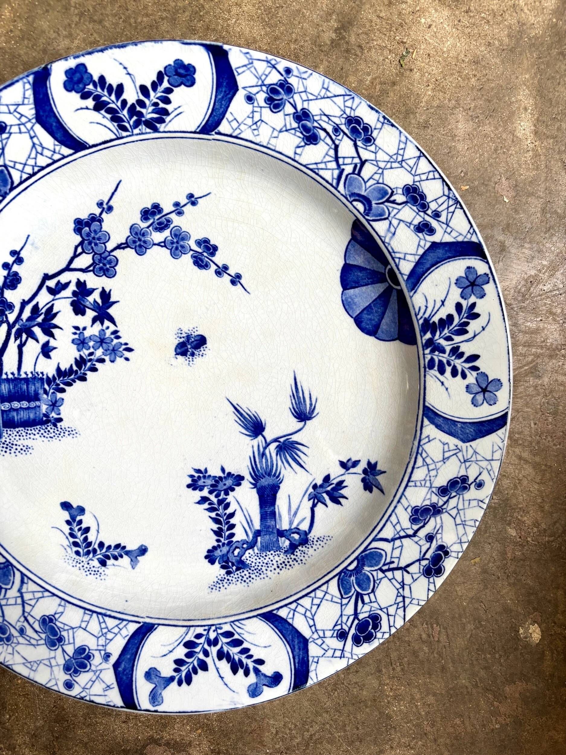 Round flat dish Creil & Montereau in blue ironstone, "Japan" service