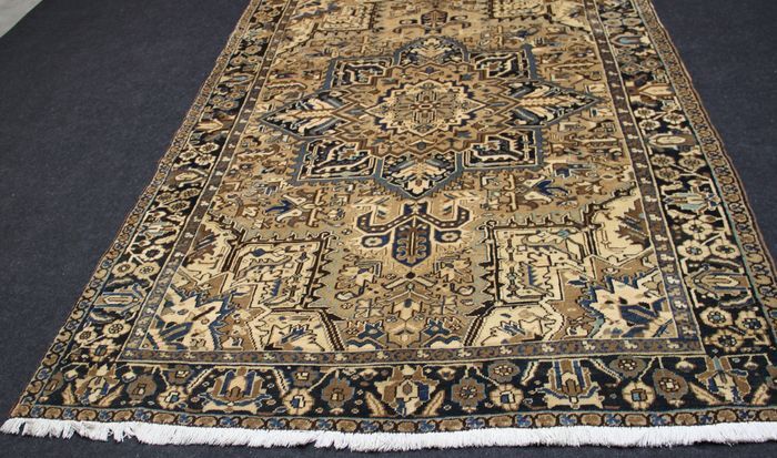 Persian carpet heriz old 1960  - 186x273cm