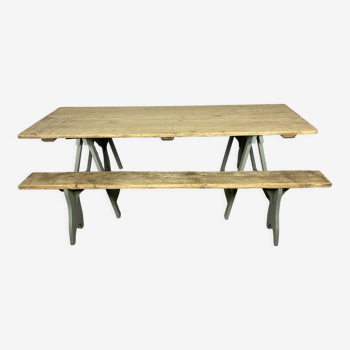 Guinguette table and benches
