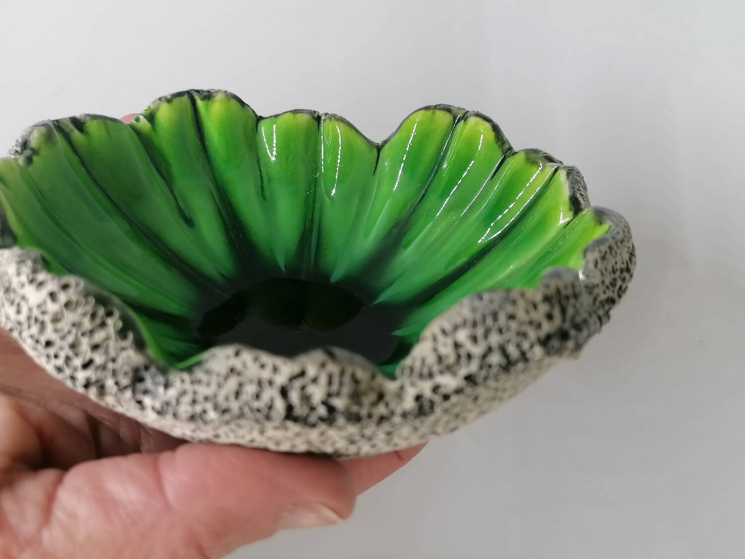 Green enamelled lava stone catchall – Italy 1970s