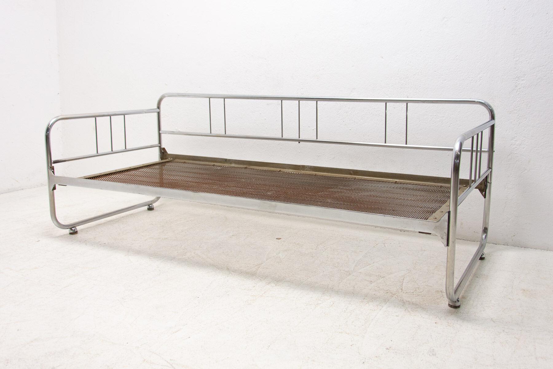 Canapé Bauhaus en acier tubulaire, années 1930, bohême