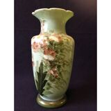 Vase balustre en opaline Louis Philippe florale XIXe