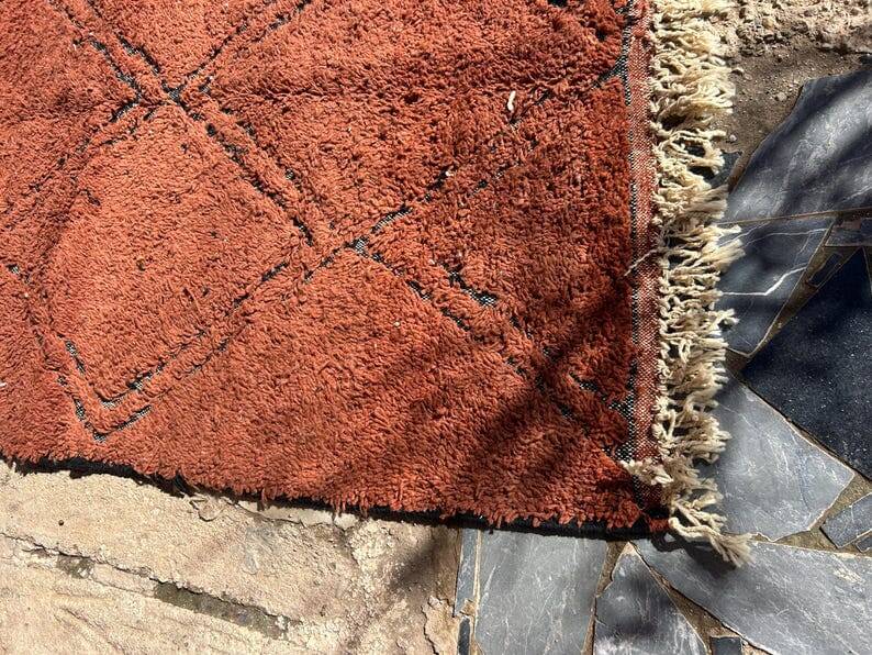 Traditional Beni Ourain Berber rug with brown patterns, 150/250 cm.