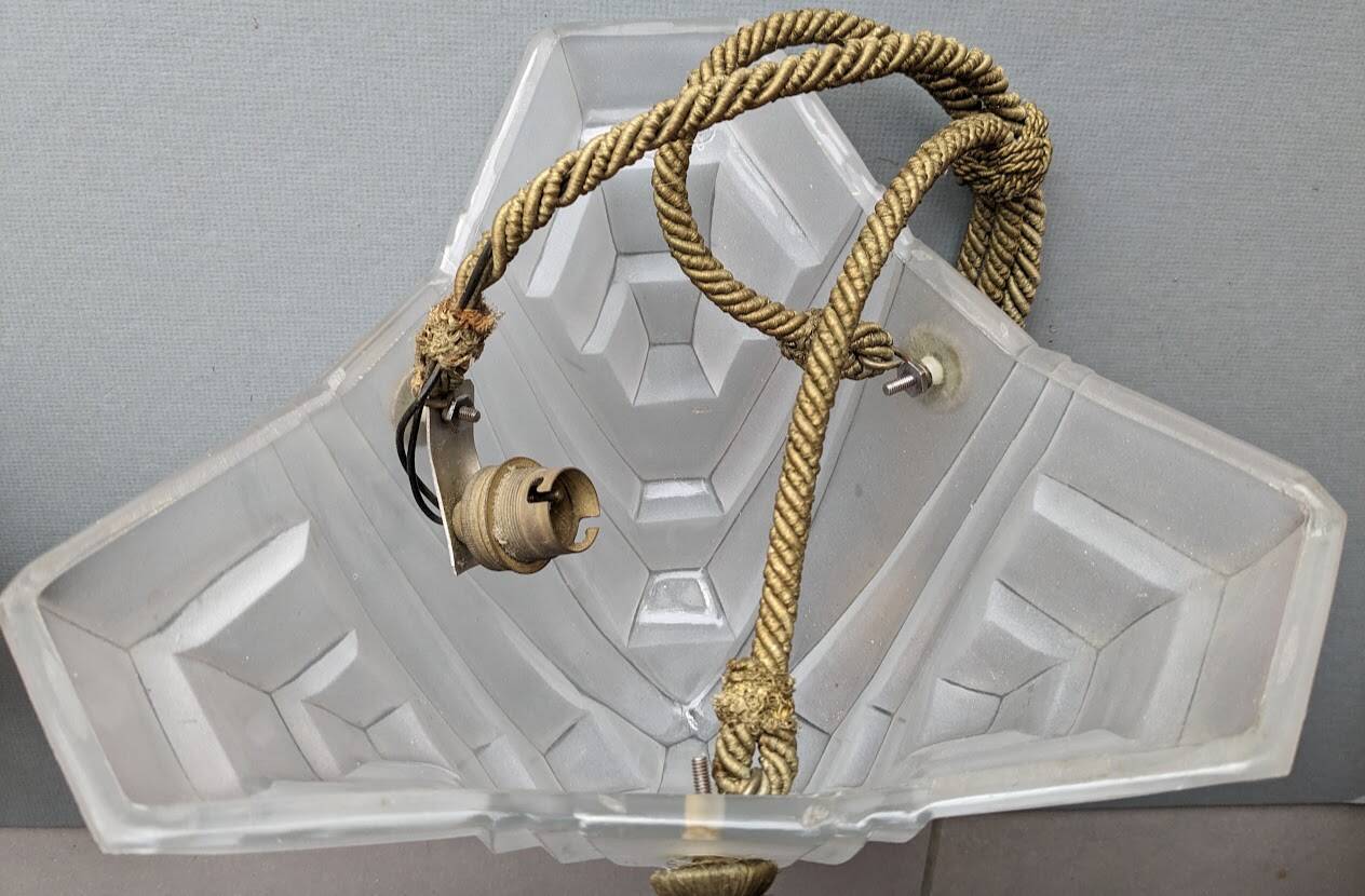 Degué art deco pendant lights