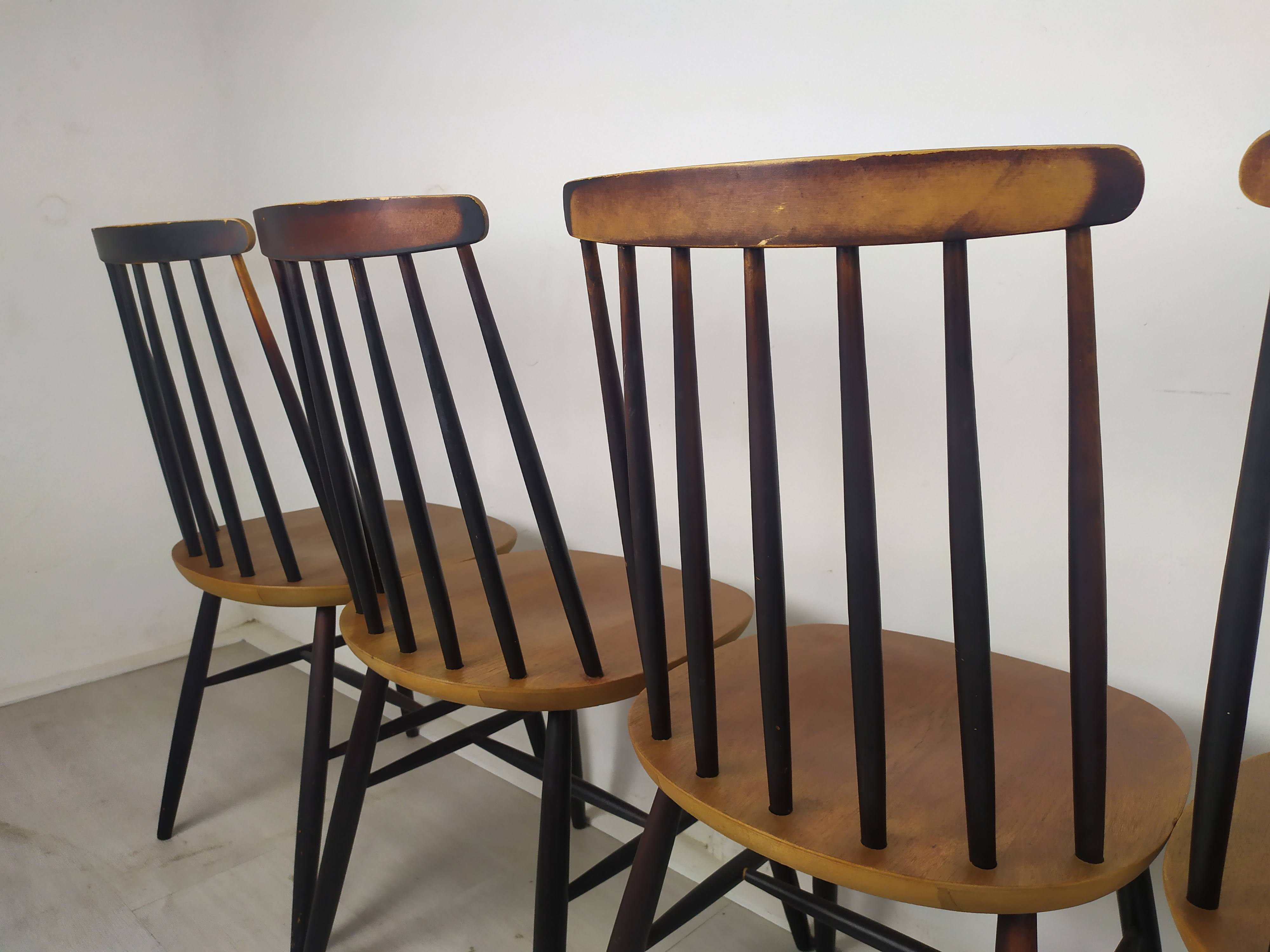 6 Scandinavian chairs