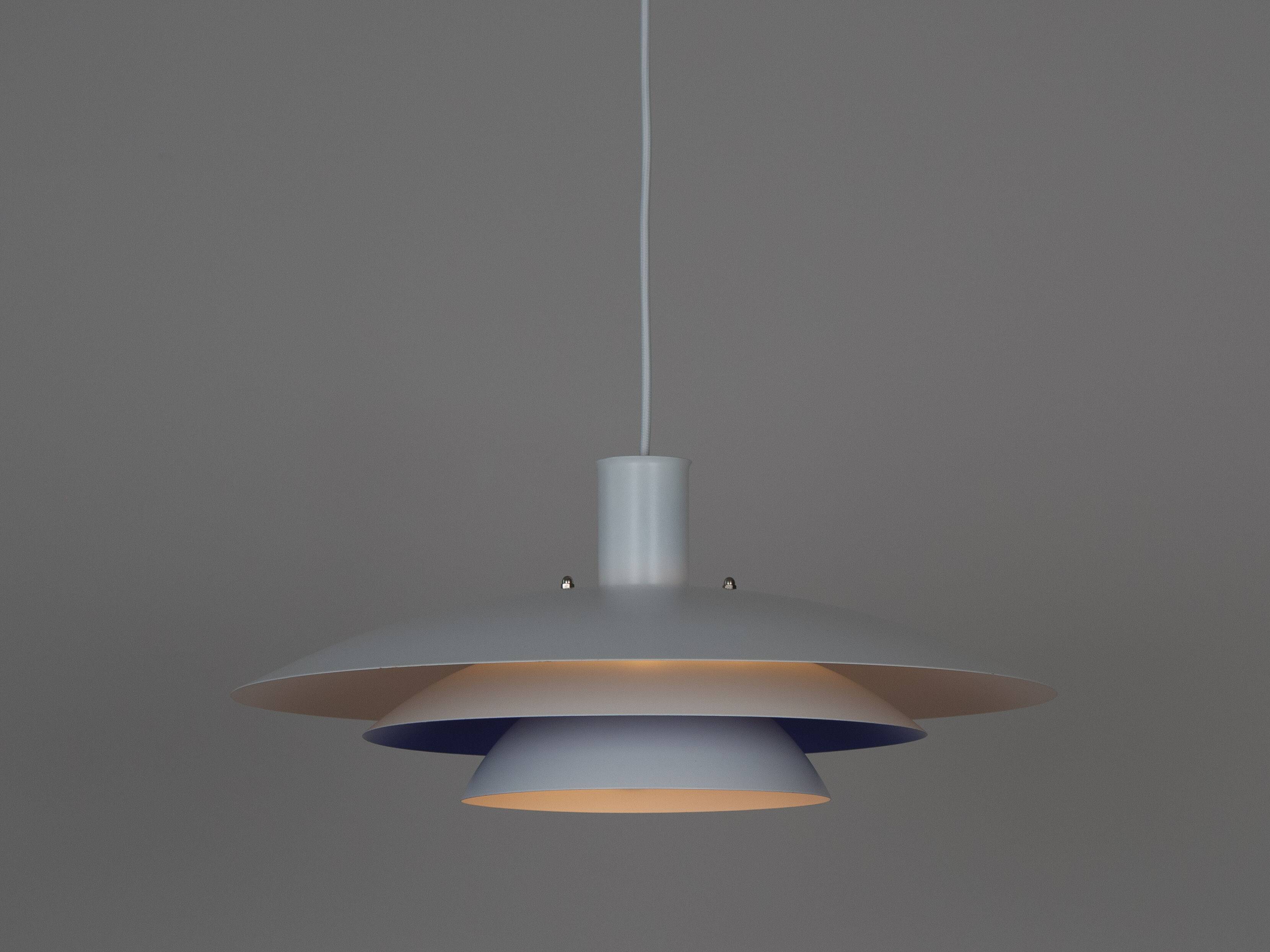 Suspension vintage danoise Form light, années 1980