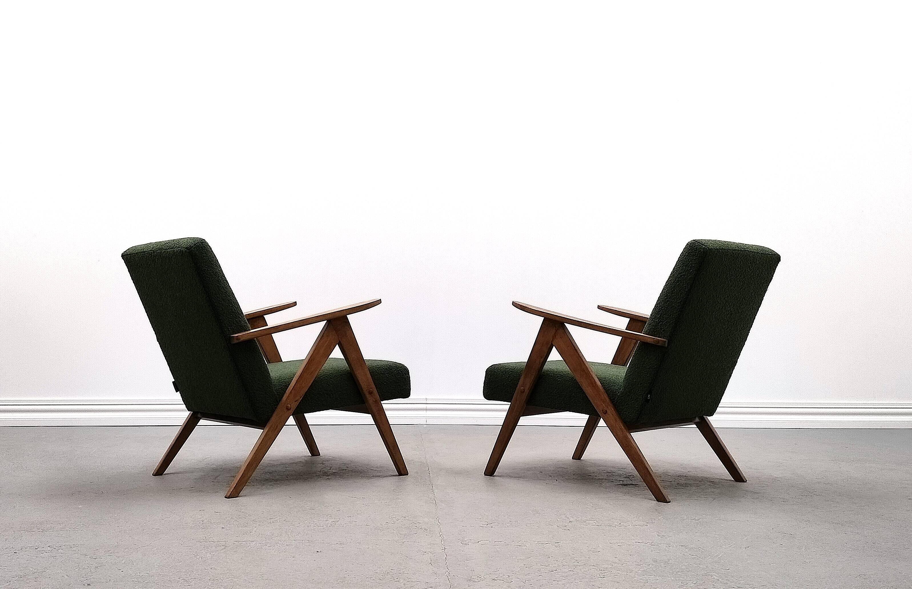 Mid Century Easy Chair Model B - 310 Var in Light Green Buckle