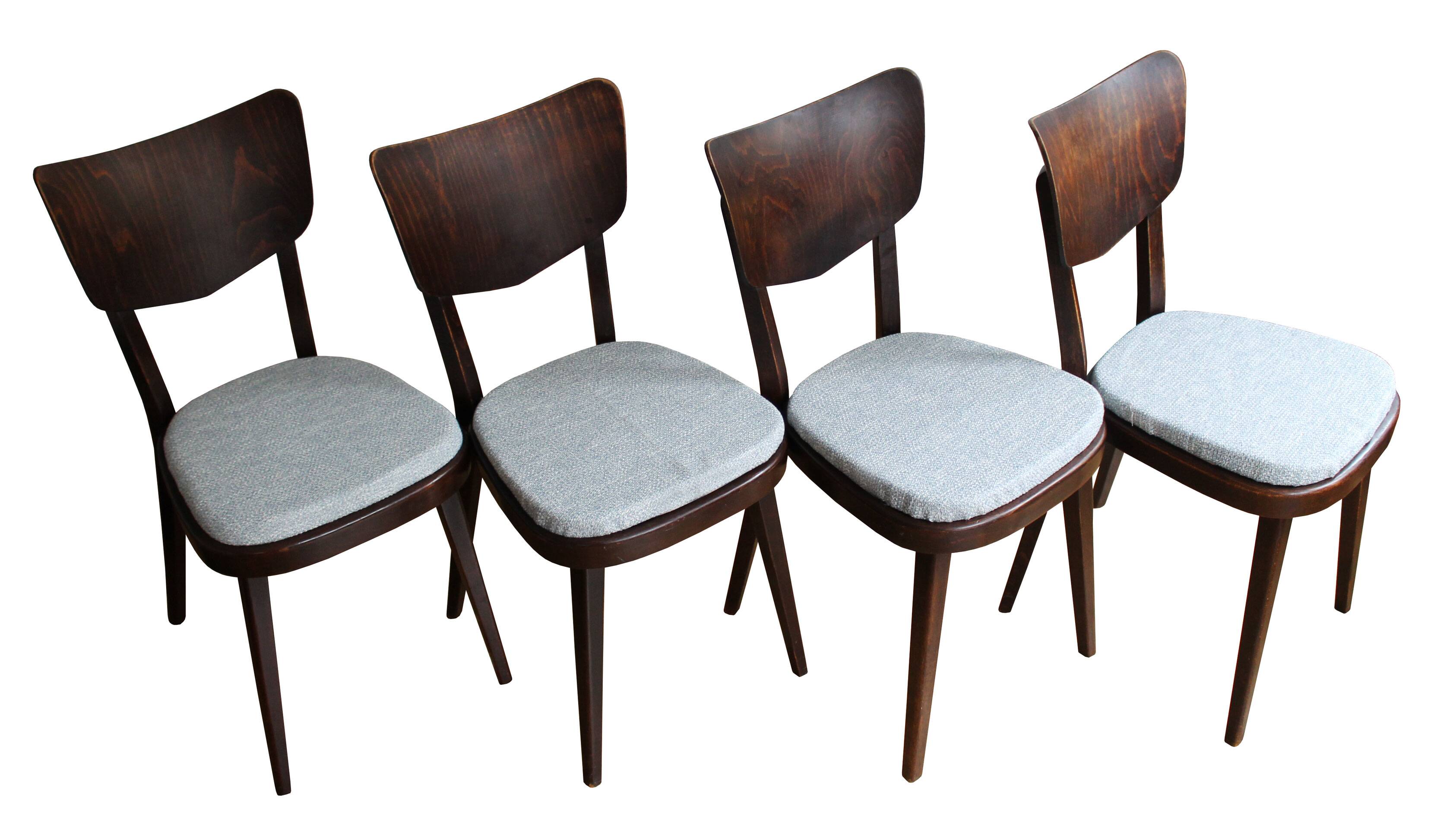 Ensemble de quatre chaises de salle à manger du milieu du siècle des années 1960 par TON