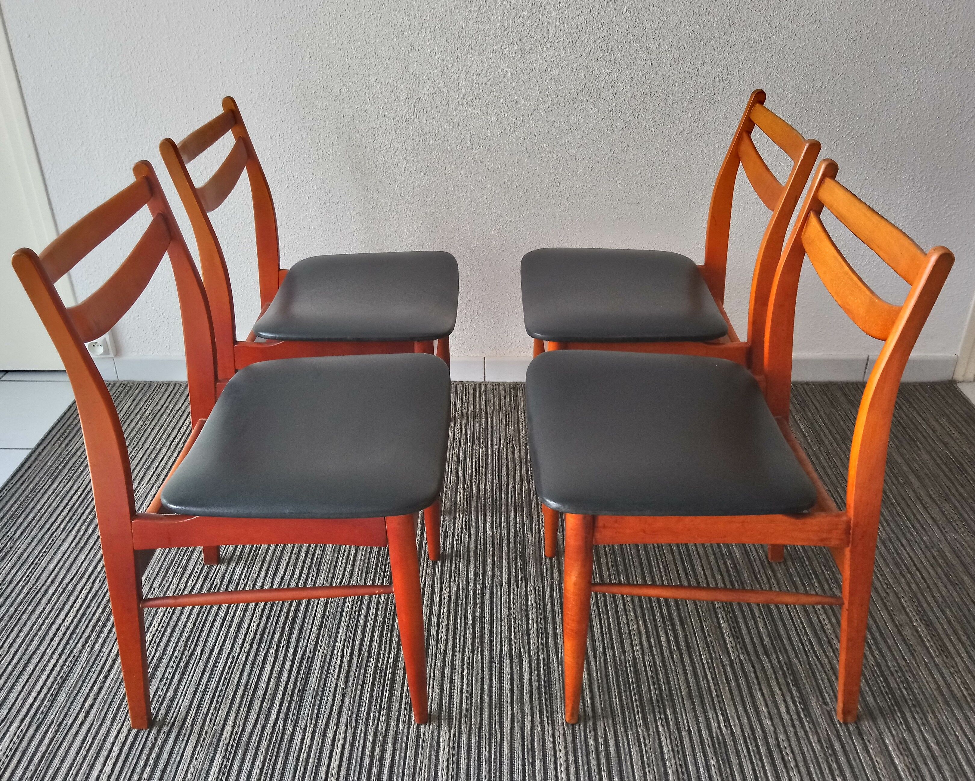 Set of 4 chairs scandinavian 70s