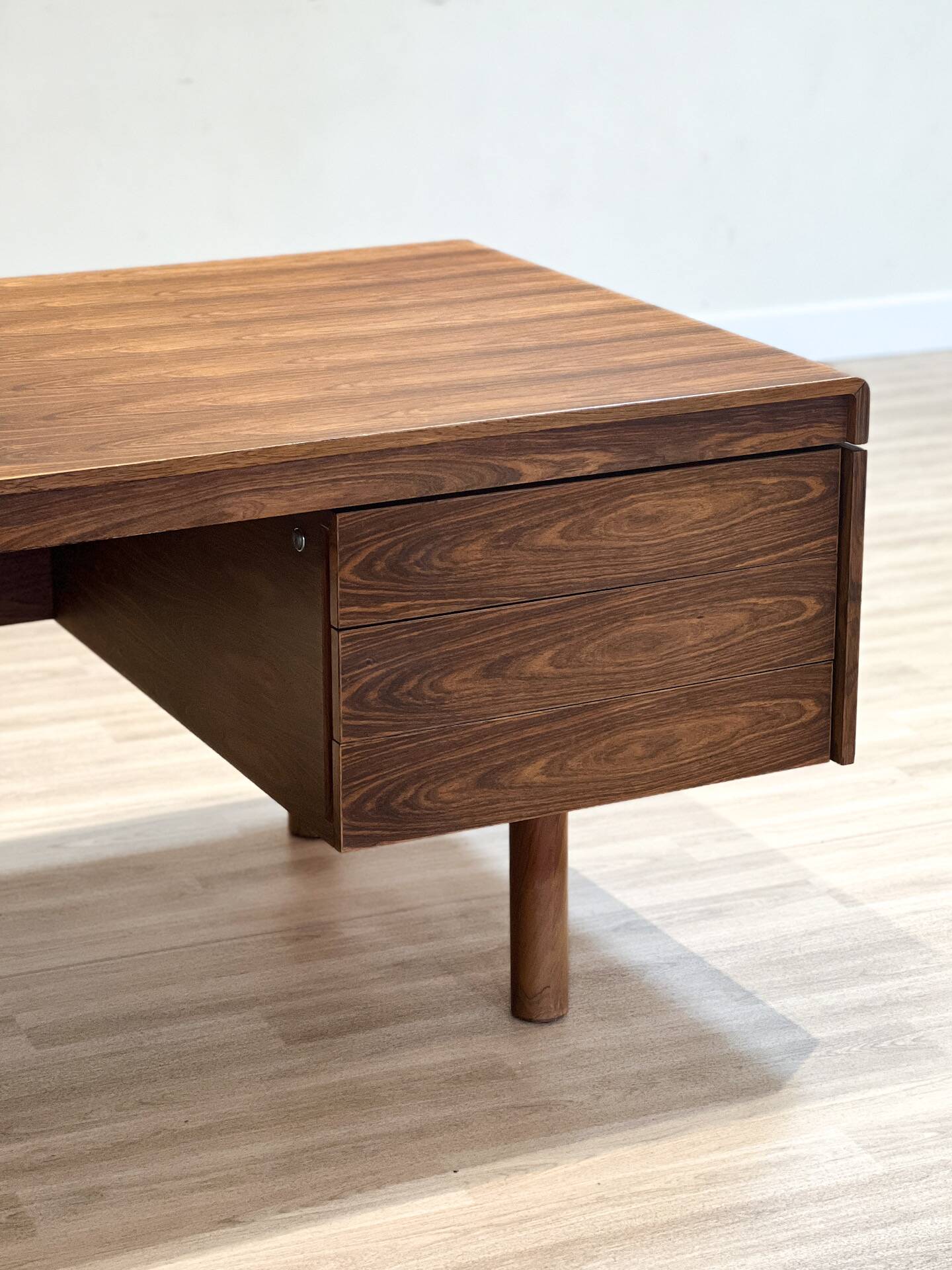 Gordon Russell Desk