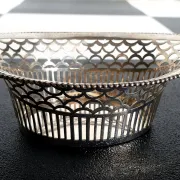 Silver bonbon basket with bows – Van Kempen, Begeer & Vos, 1934