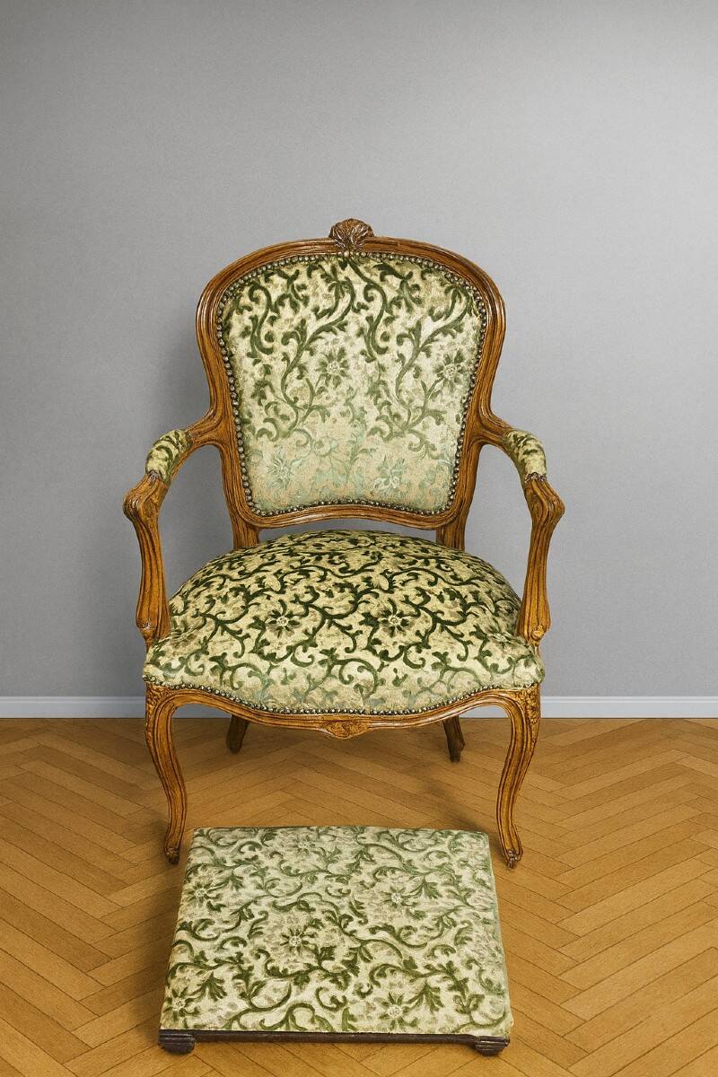 Louis XV style armchair, accompanied by its matching footrest.