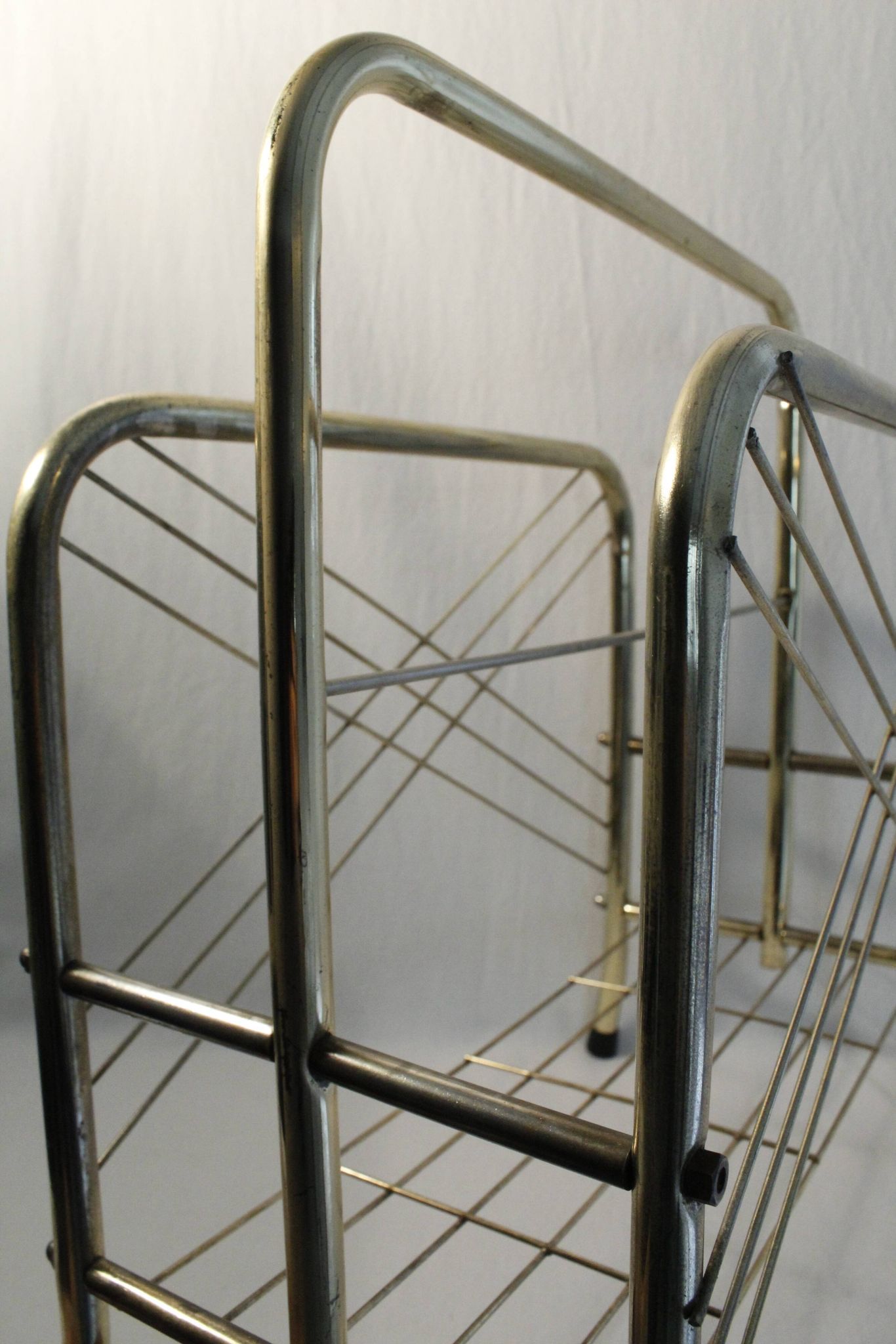 Vintage gilded metal magazine racks - 70s