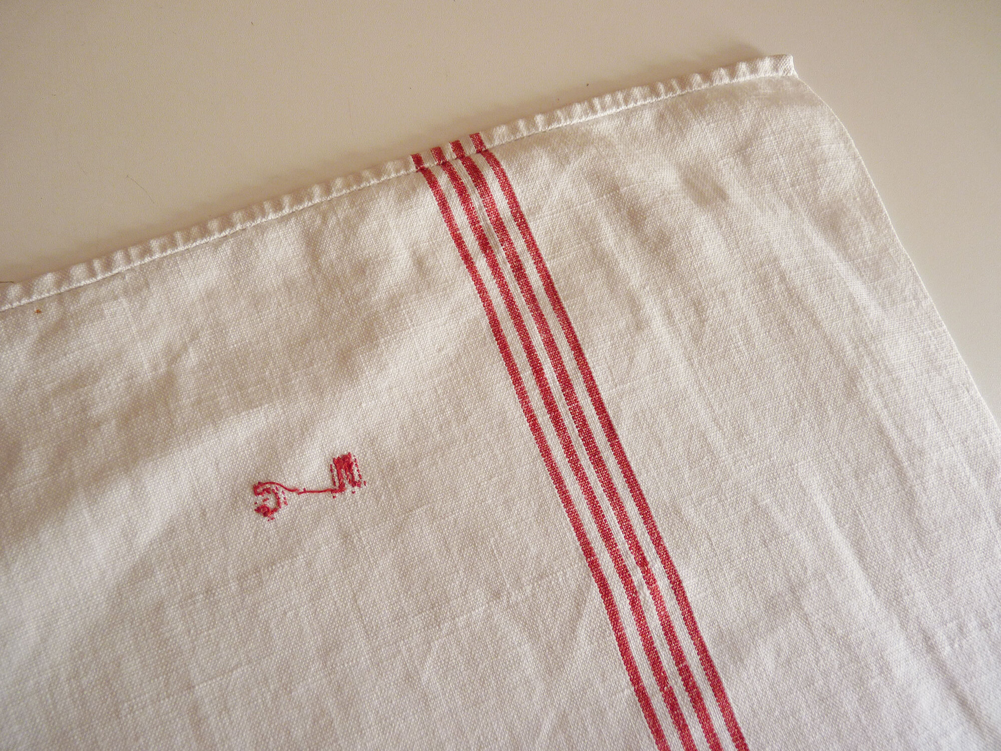 Old Lin towel, 4 red stripes, MG monogram, handmade