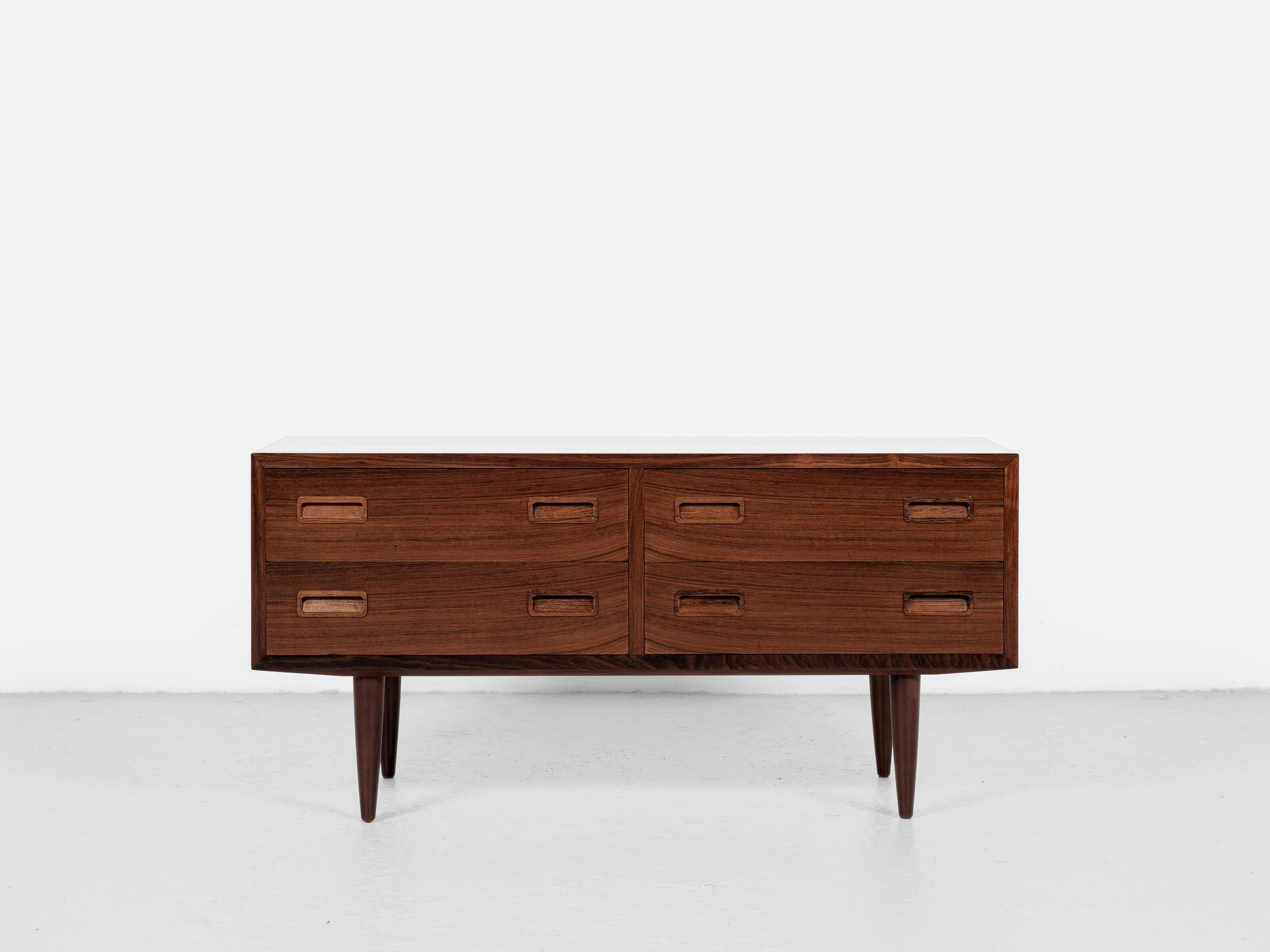 Midcentury Danish low chest of 2x2 drawers in rosewood by Hundevad 1960s