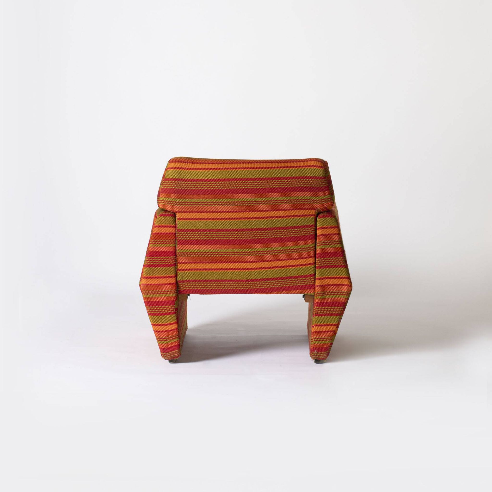Set of 2 unique spaceage chairs produced by Olsztyńskie Fabryki Mebli, Poland, 1970s
