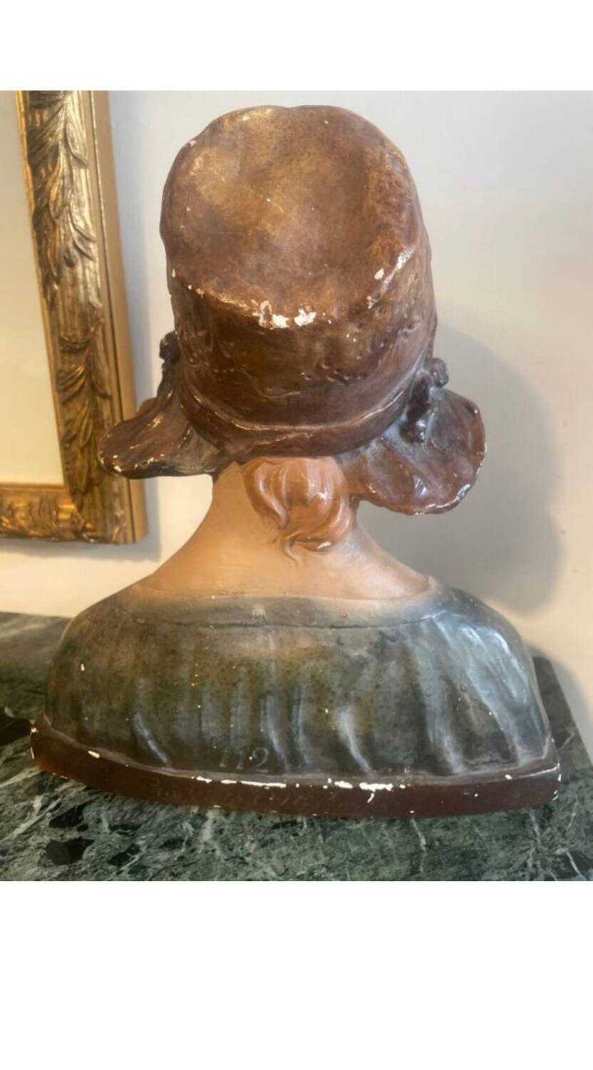 Bustre de femme