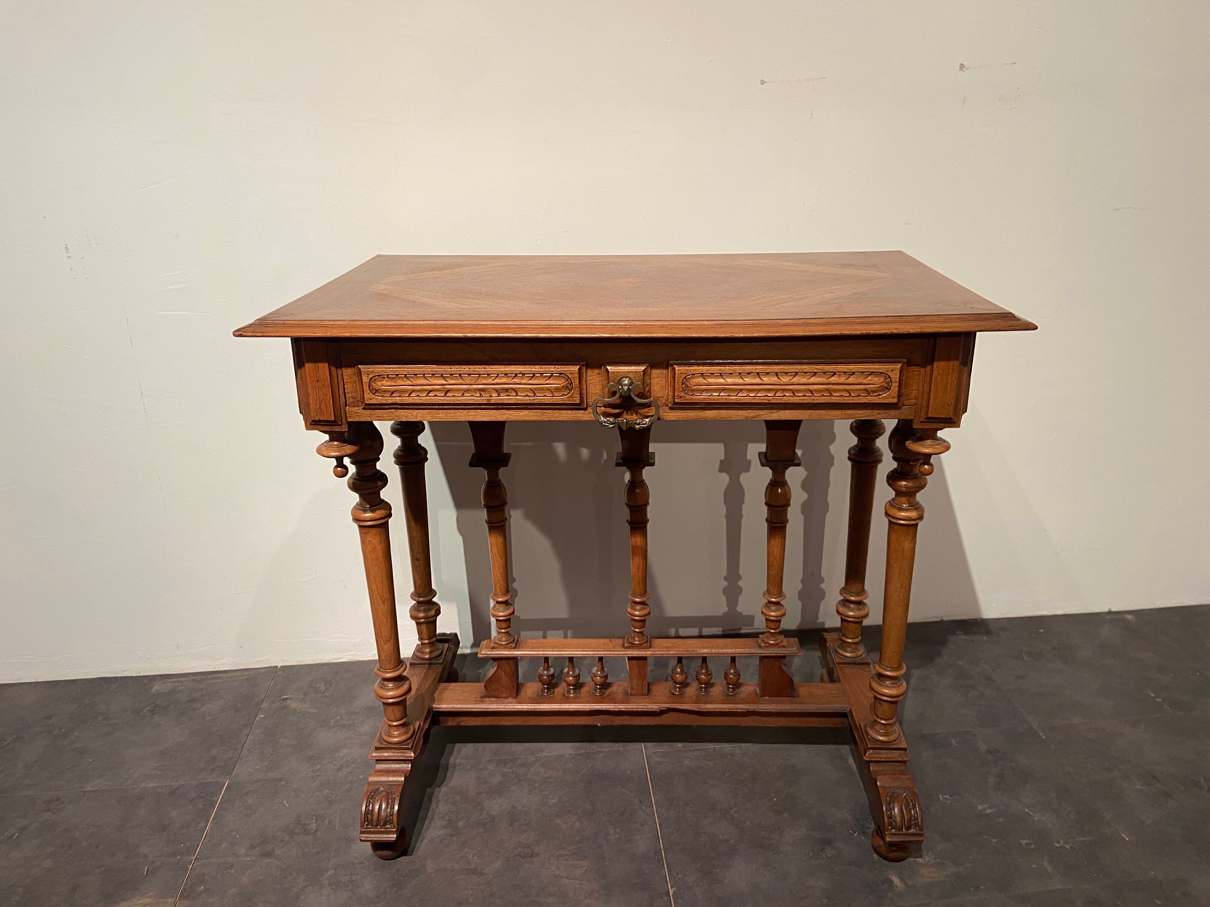 Walnut desk table 1900