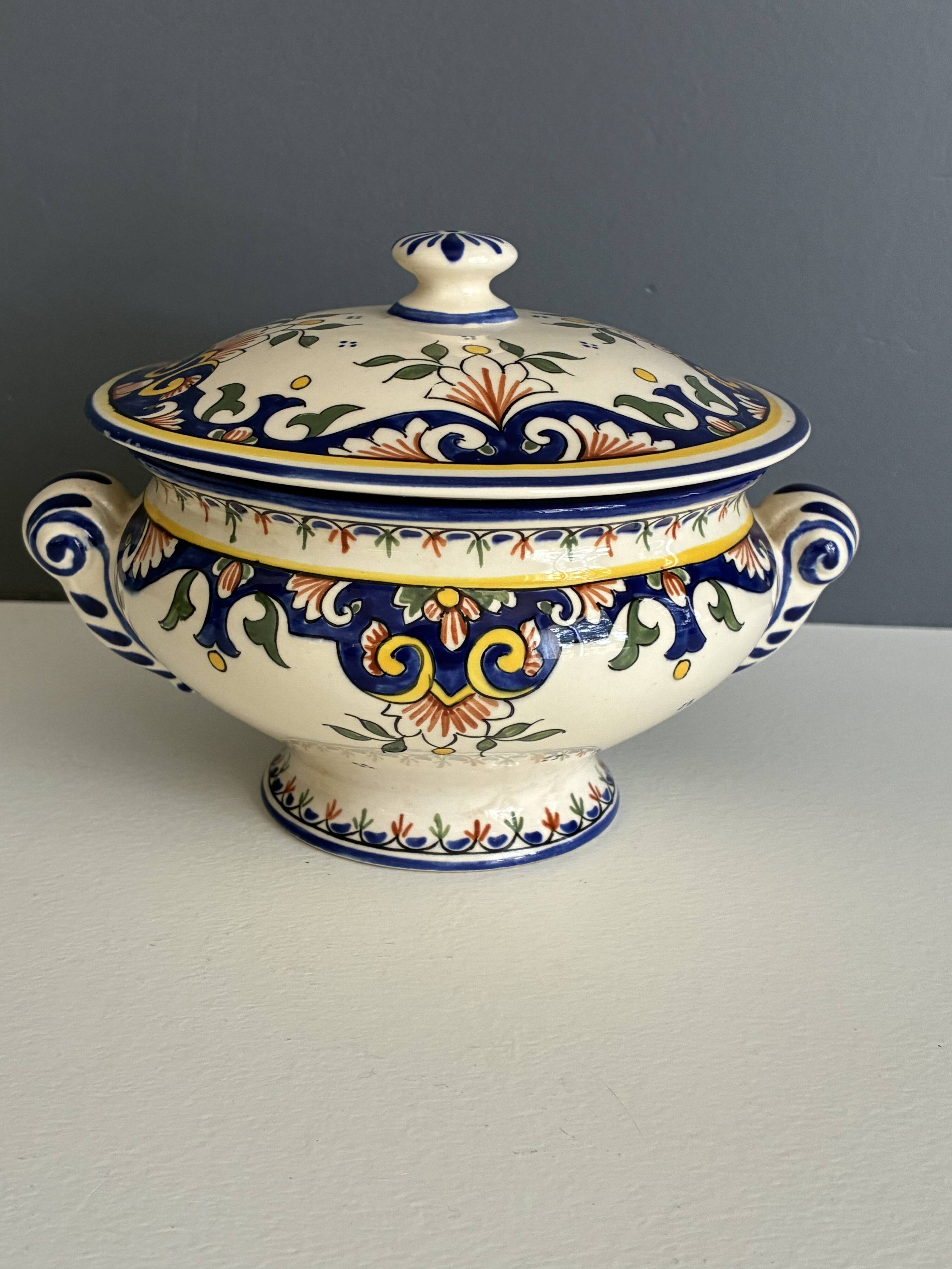 Fine porcelain sugar bowl from Rouen