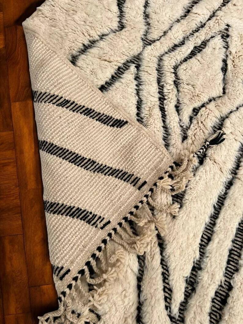 Berber Moroccan rug 200cm x 300cm